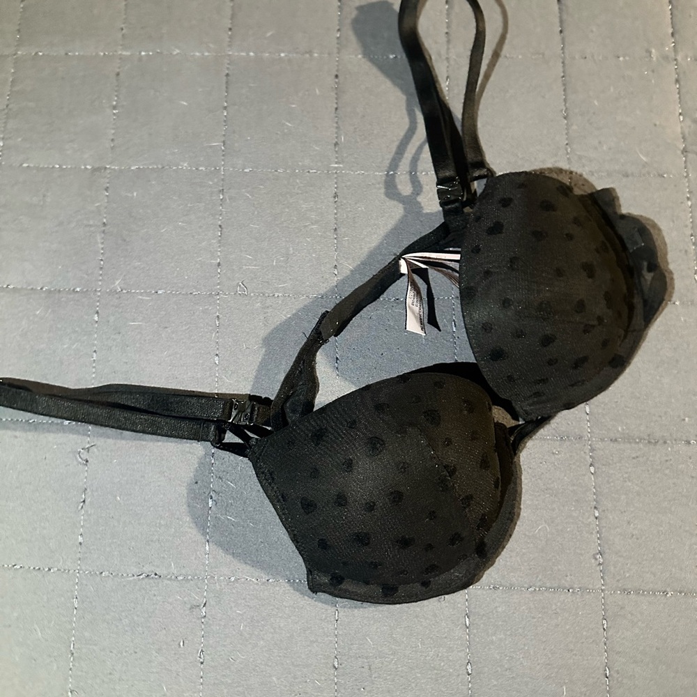 Victoria's Secret Black Full-Coverage Bra with Polka Dots
